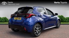 Toyota Yaris 1.5 Hybrid Dynamic 5dr CVT Hybrid Hatchback